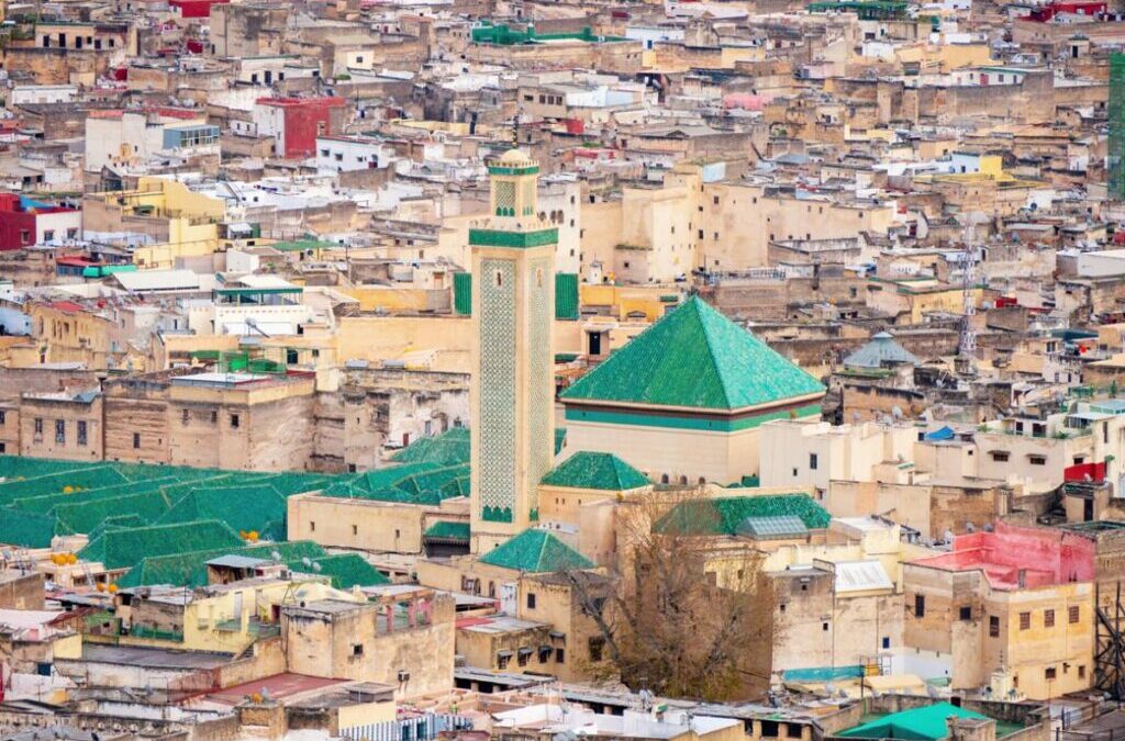 4 Days North Tour from Fez to Chefchaouen & Volubilis trip
